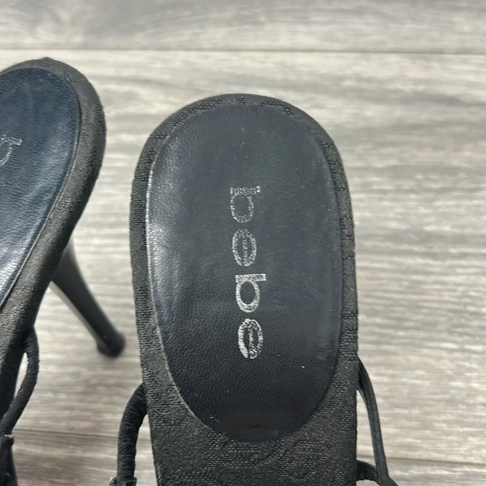 Y2K Vintage Bebe Black Strappy Sandals with Silver Details Size 7.5